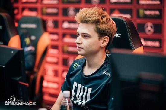 AG超玩会夺得KPL四连冠 电竞与智能出行融合新趋势